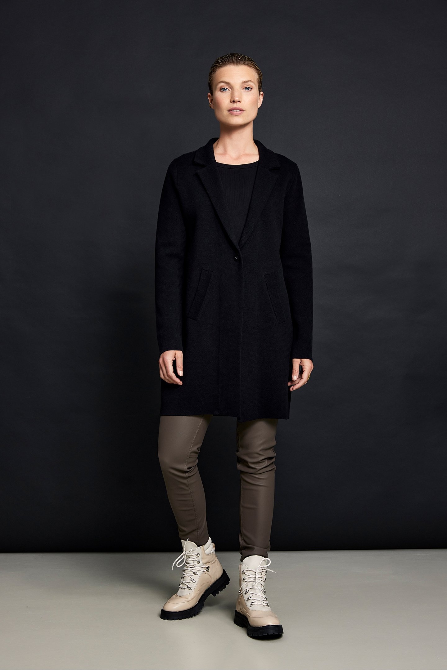 SAMMIE CARDIGAN BLACK 1