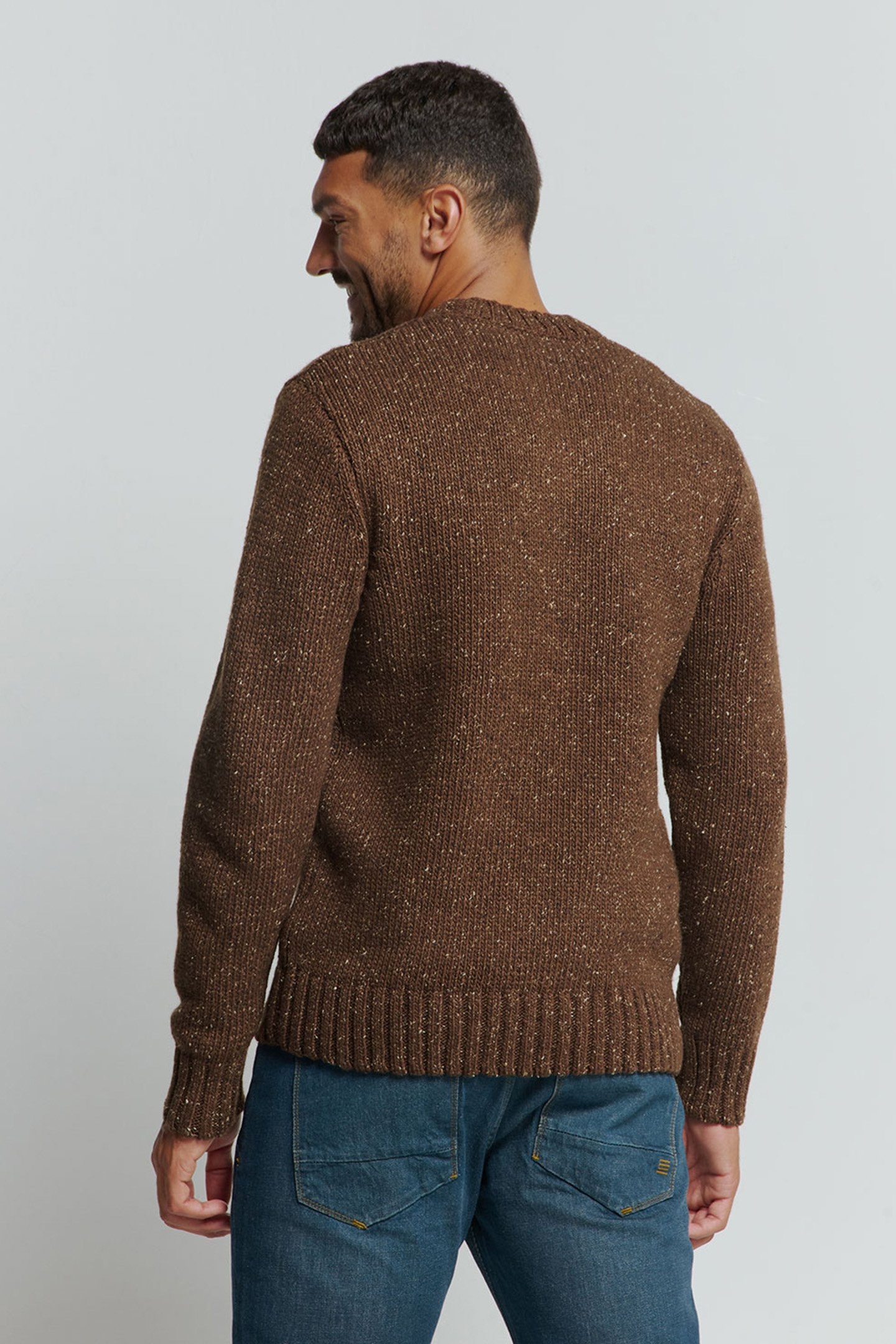 PULLOVER CREWNECK JACQUARD PATTERN WITH SILK BROWN 2