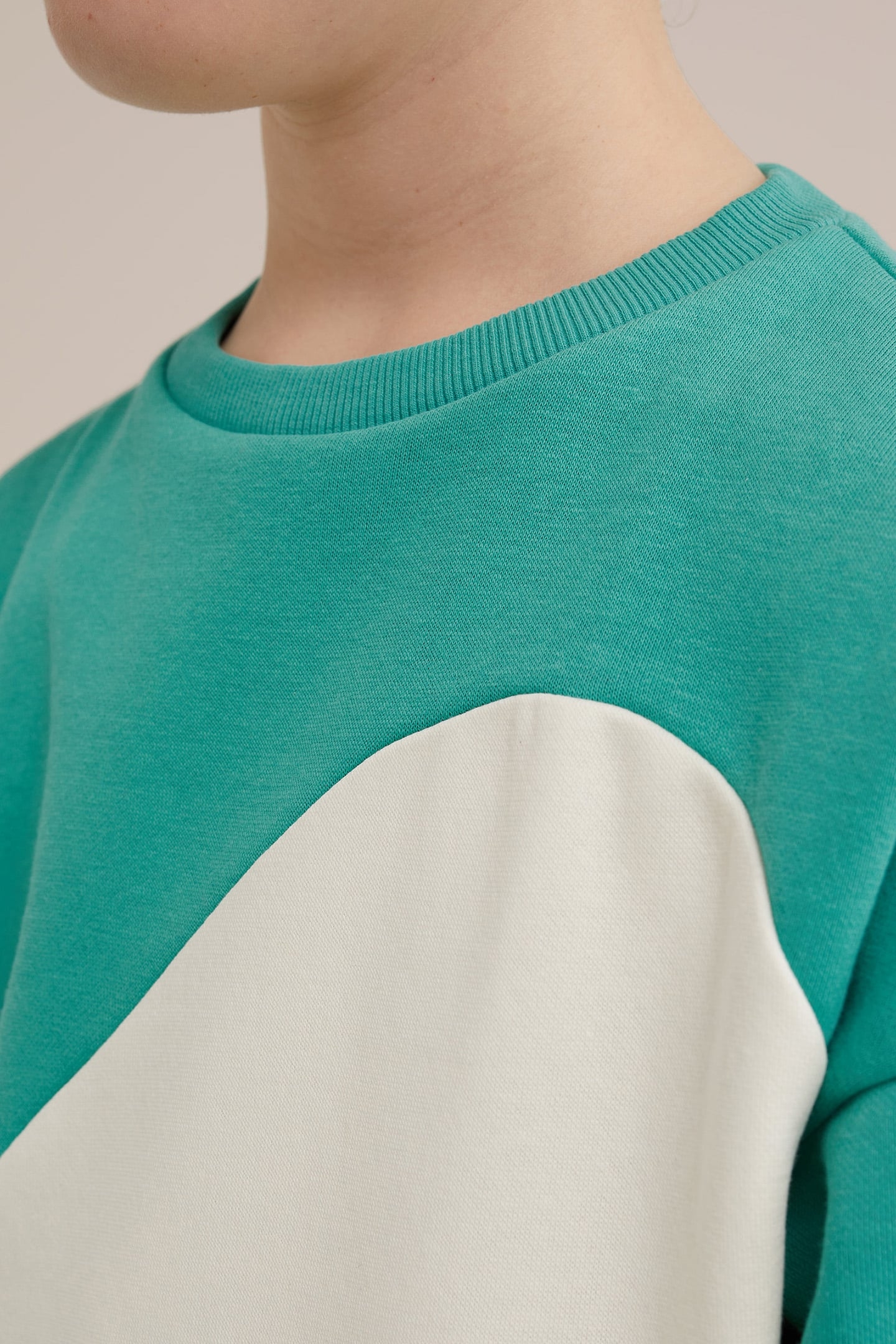 SWEATER LIGHT GREEN 5