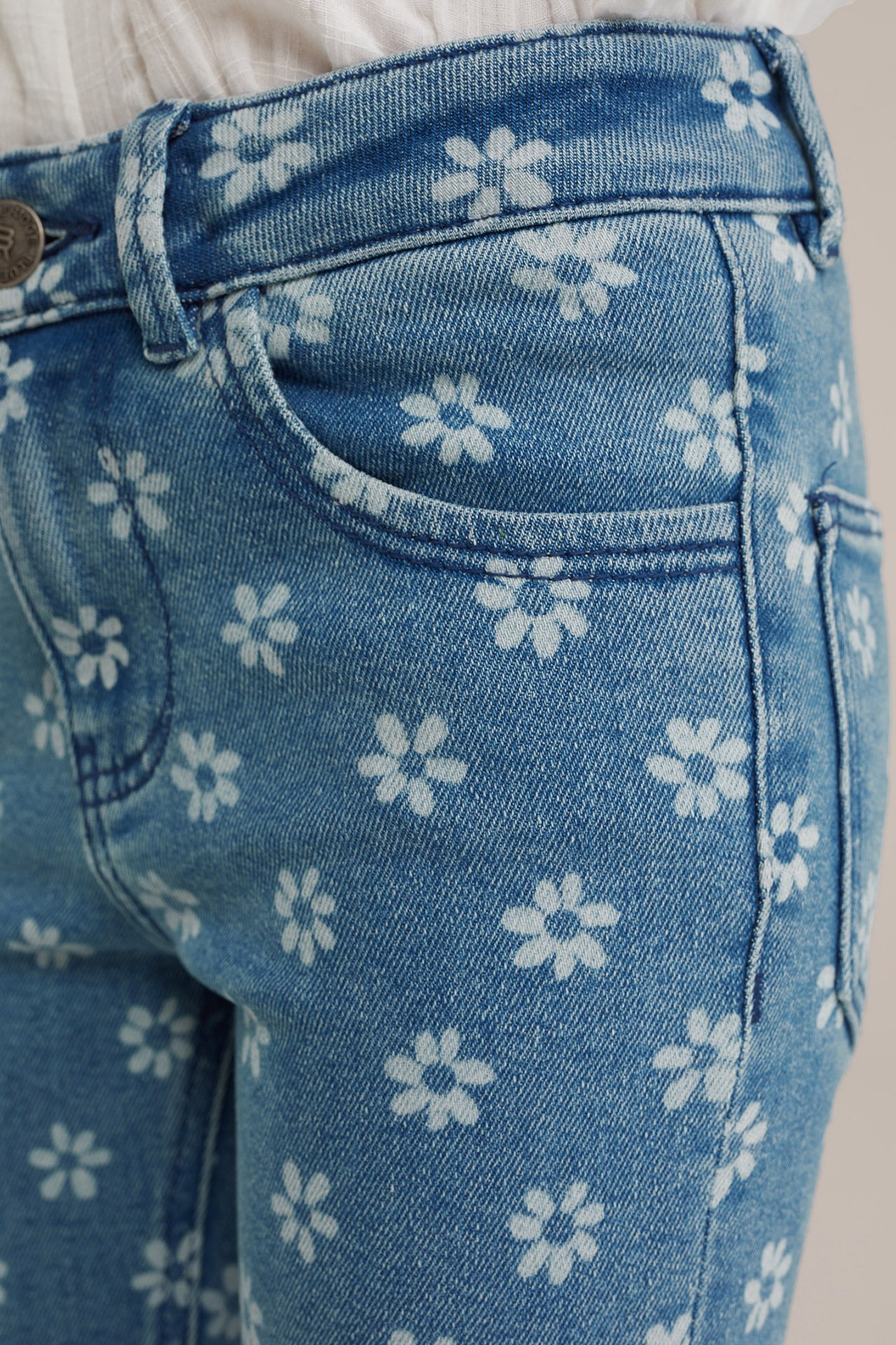 5-POCKET MID WAIST LIGHT BLUE 5