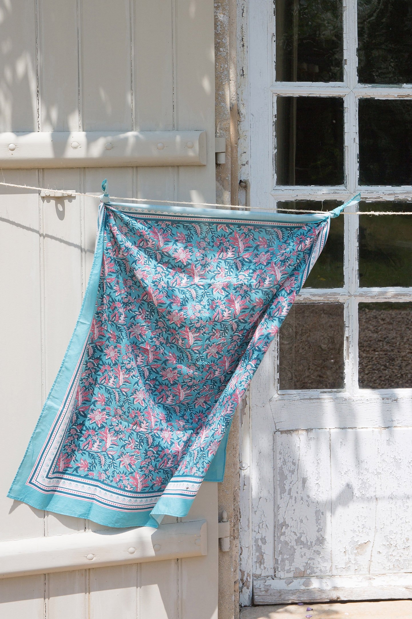 WOVEN SCARF CAPUCINE (100X100) TEAL GARDEN OF EDEN 1