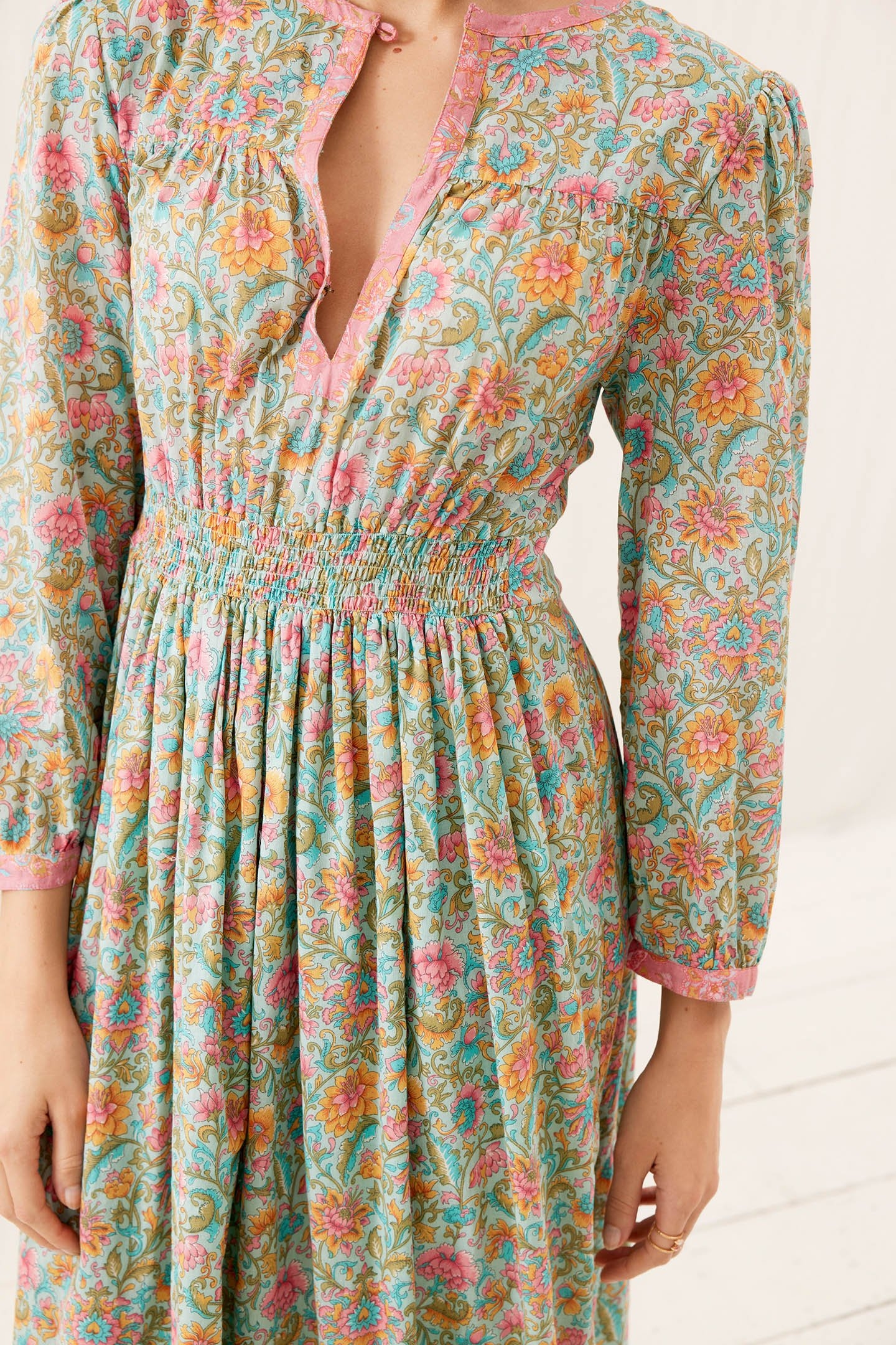 DRESS DIANE WATER R FLOWER-PINK 6