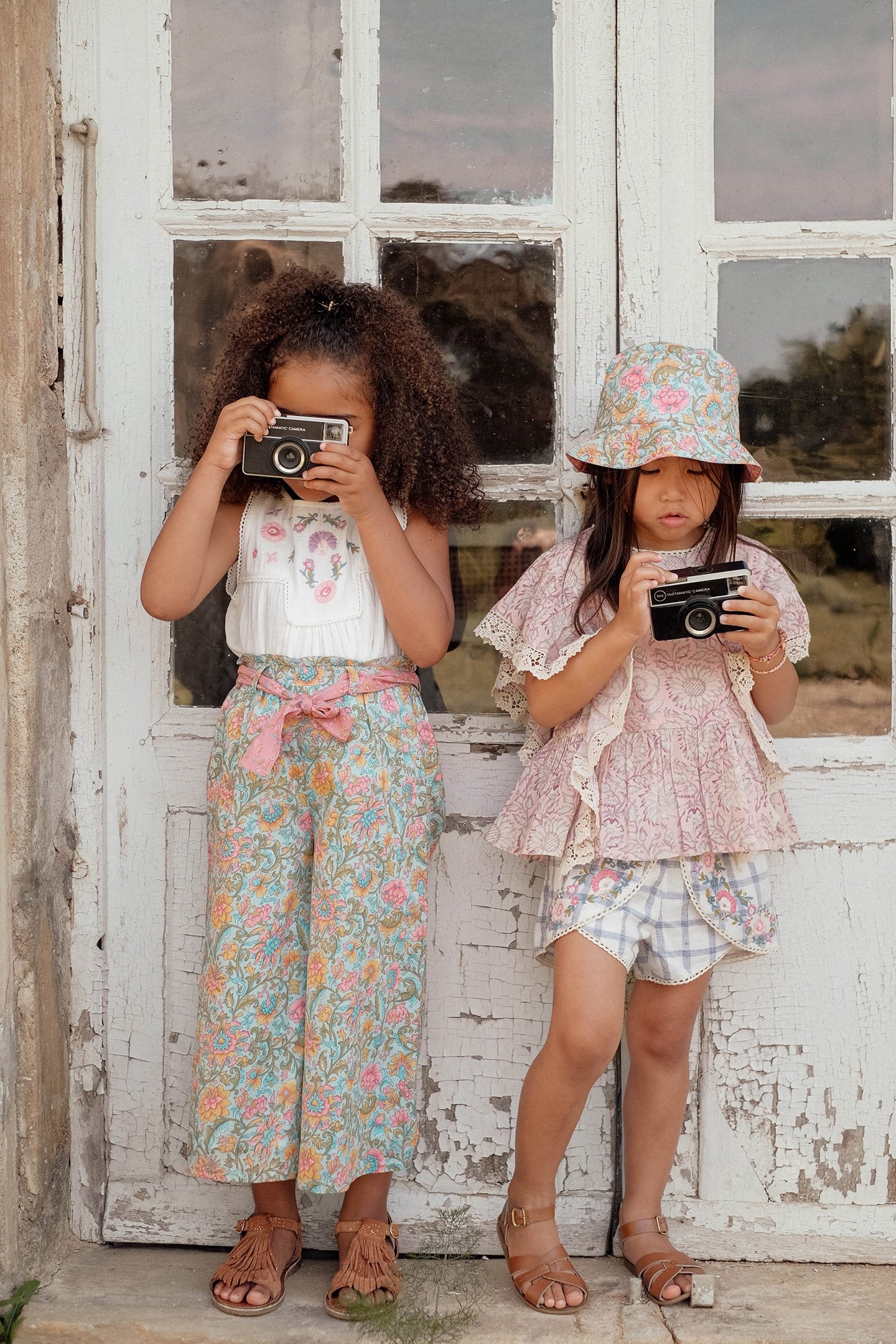 PANTS AMANDINE WATER RIVER FLOWERS 2