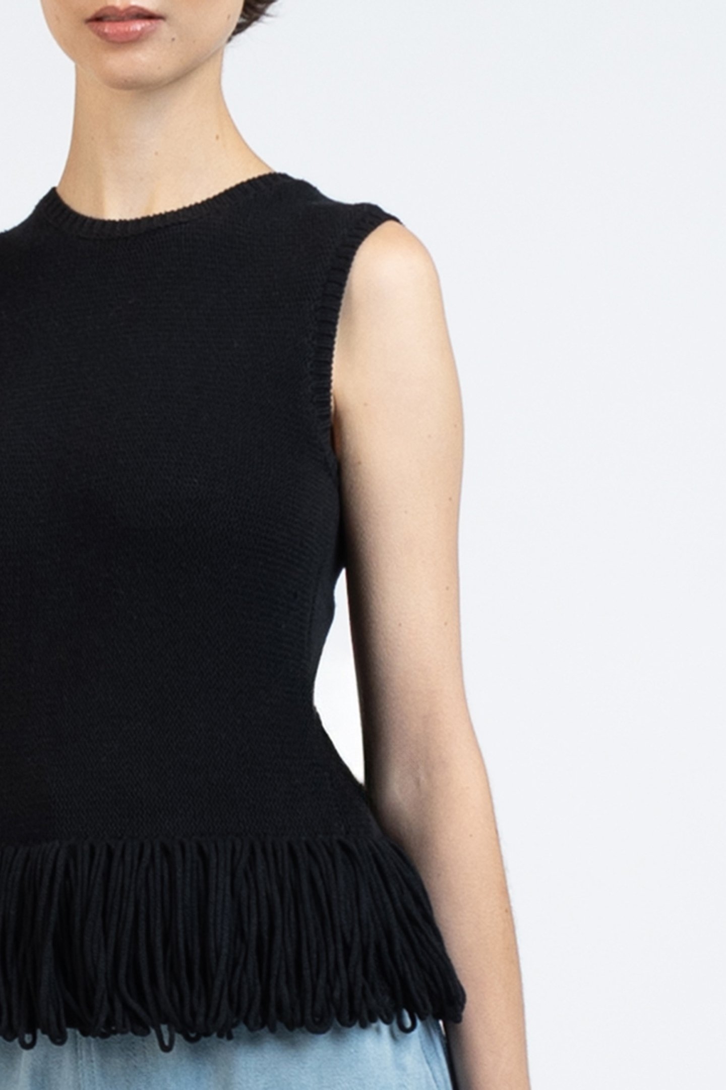 KNIT VEST TOP WITH FRINGE BLACK 4