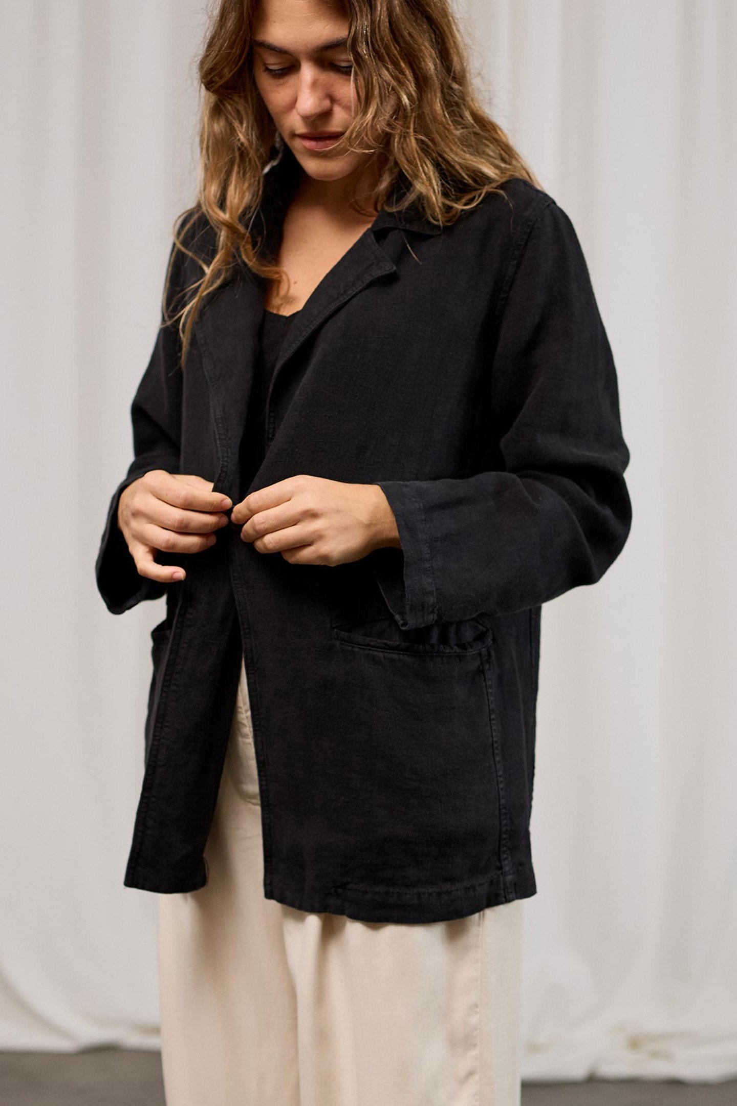 LELEIWI JACKETS BLACK 1