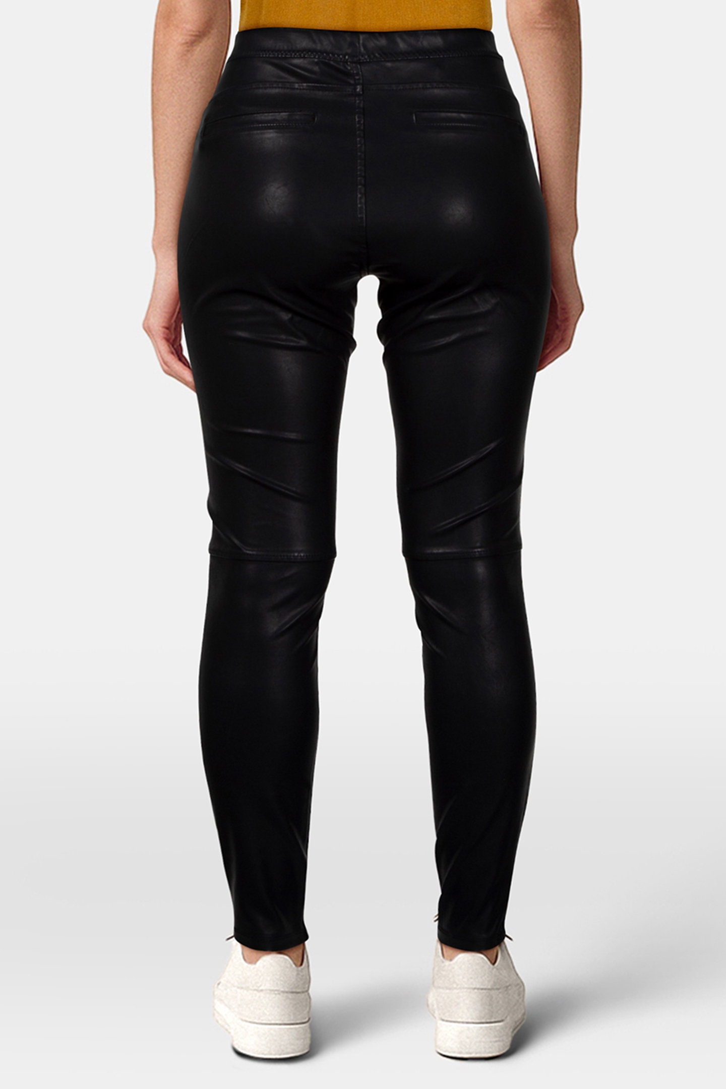 AMBER PANTS BLACK 2