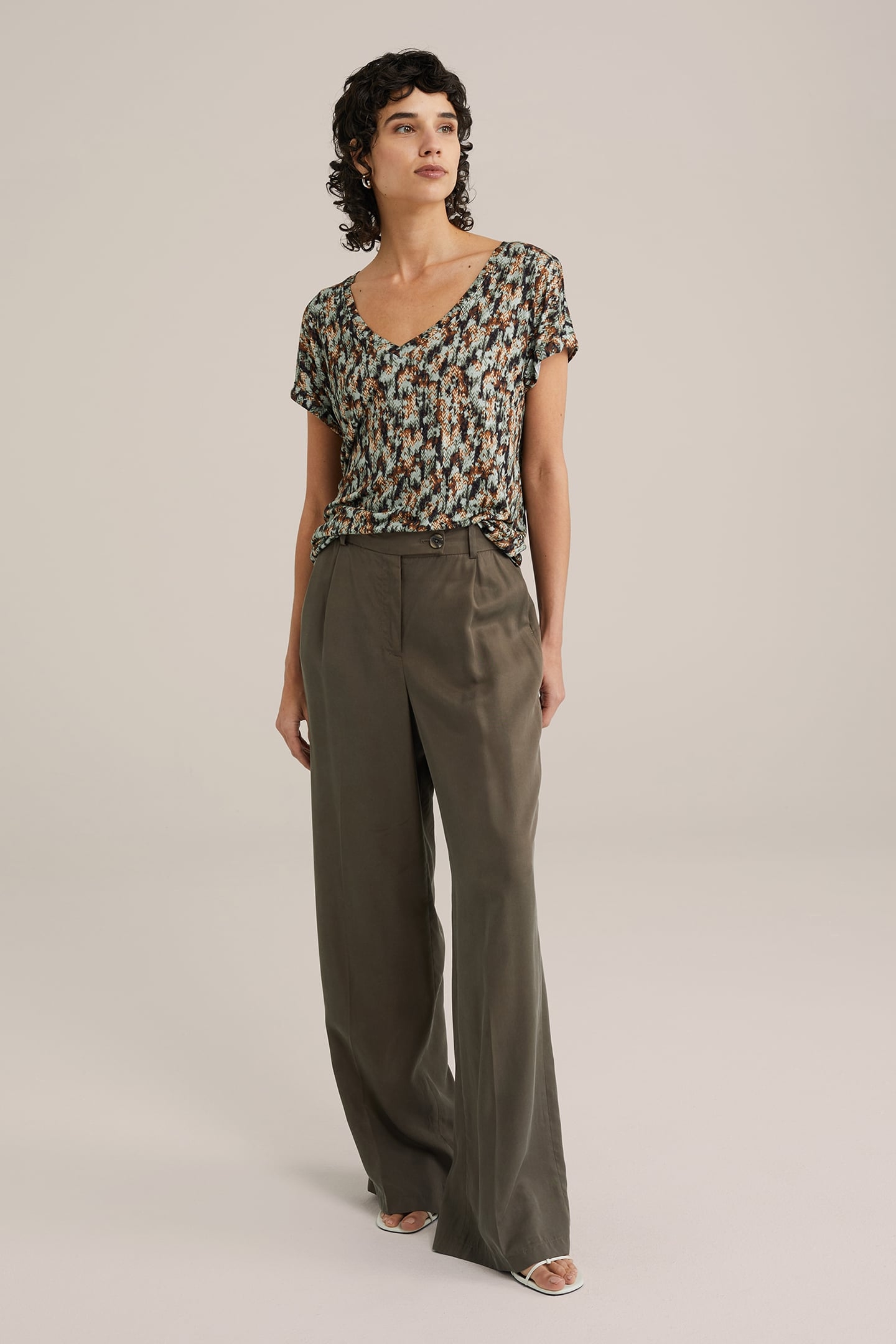 T-SHIRT LIGHT GREEN 3