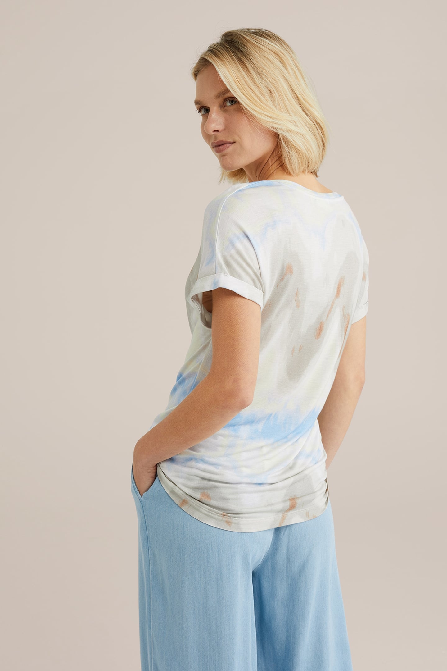 T-SHIRT LIGHT BLUE 2