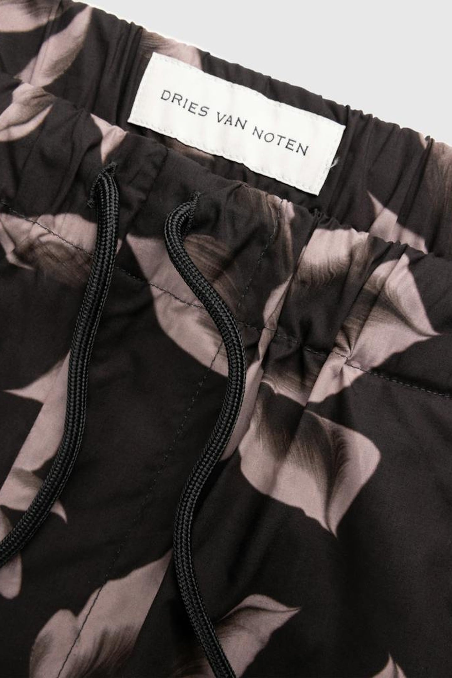 DRIES VAN NOTEN – PIPERI 1003 SHORTS PURPLE 3