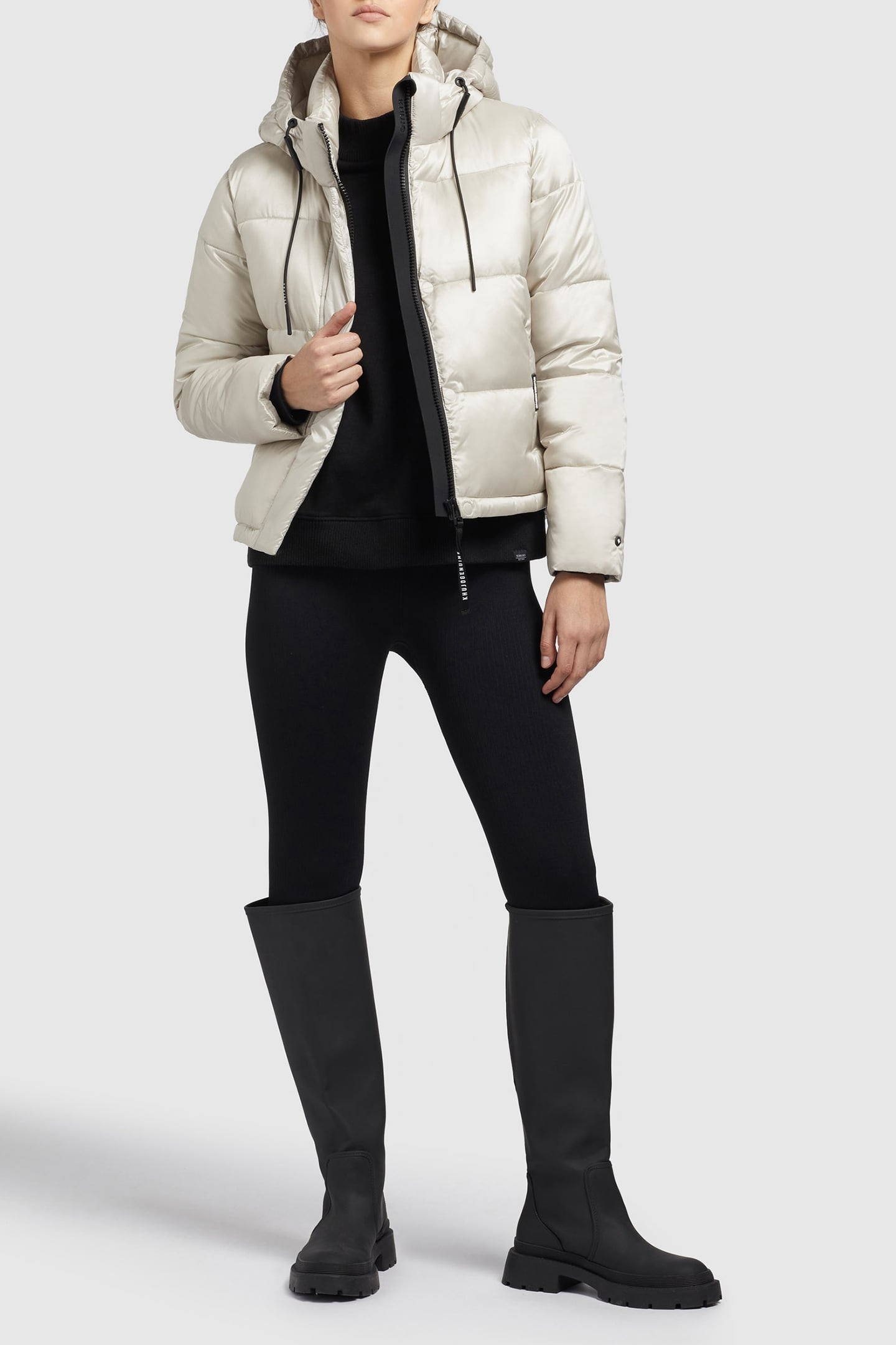 STINE SATIN PEARL WHITE 2