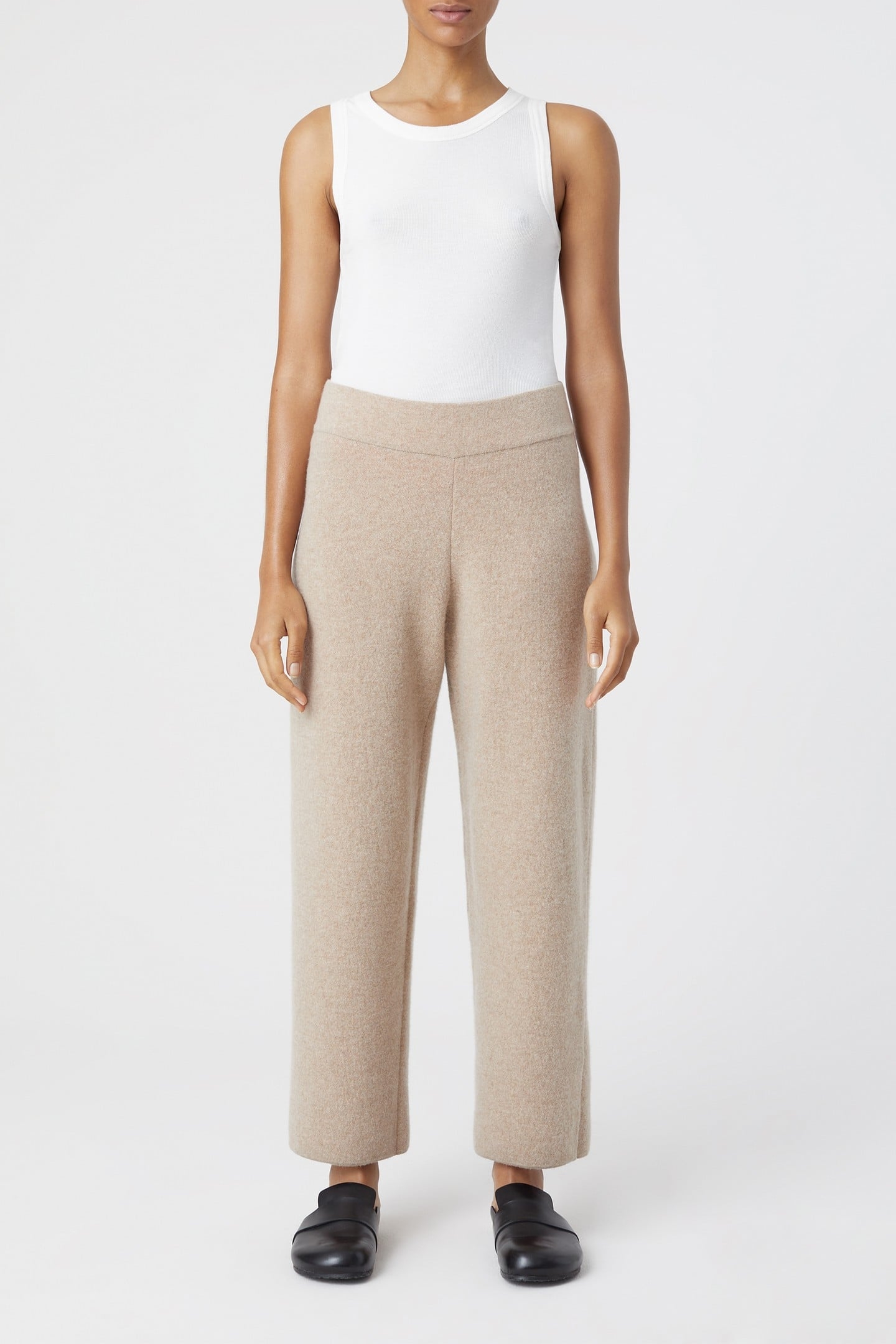 KNITTED JOGGER PANTS CHINO BEIGE 4