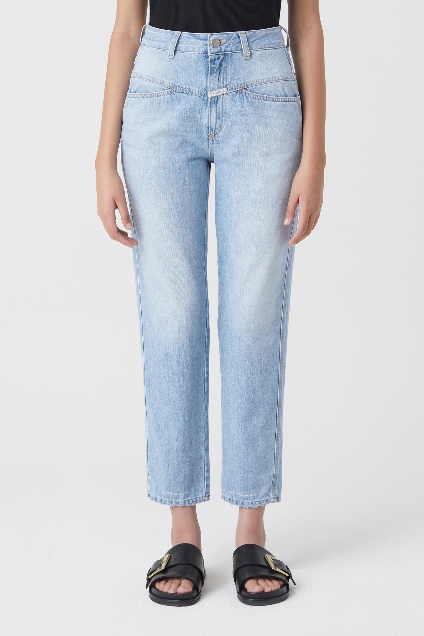 PEDAL PUSHER JEANS LIGHT BLUE 3