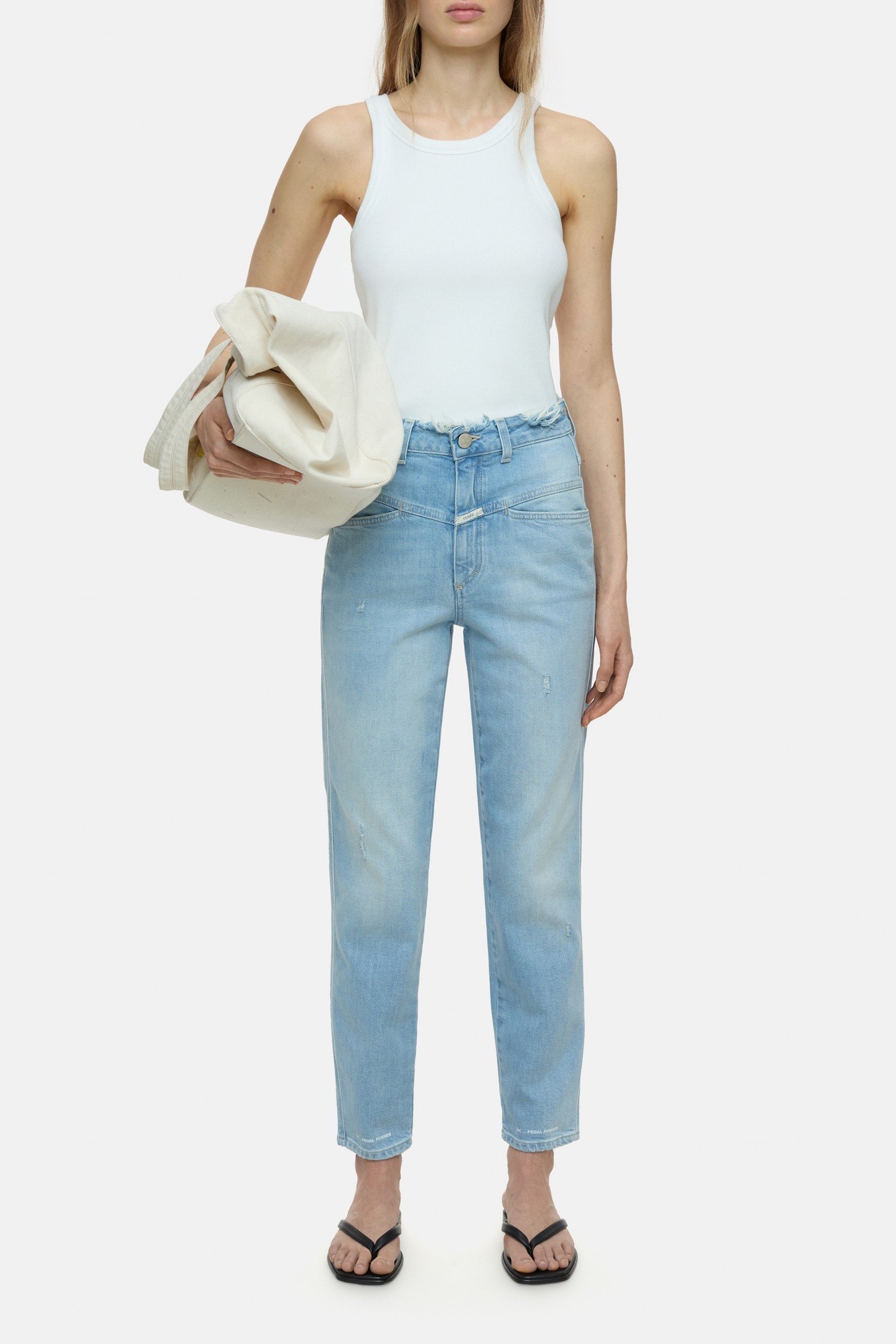 PEDAL PUSHER JEANS LIGHT BLUE 2