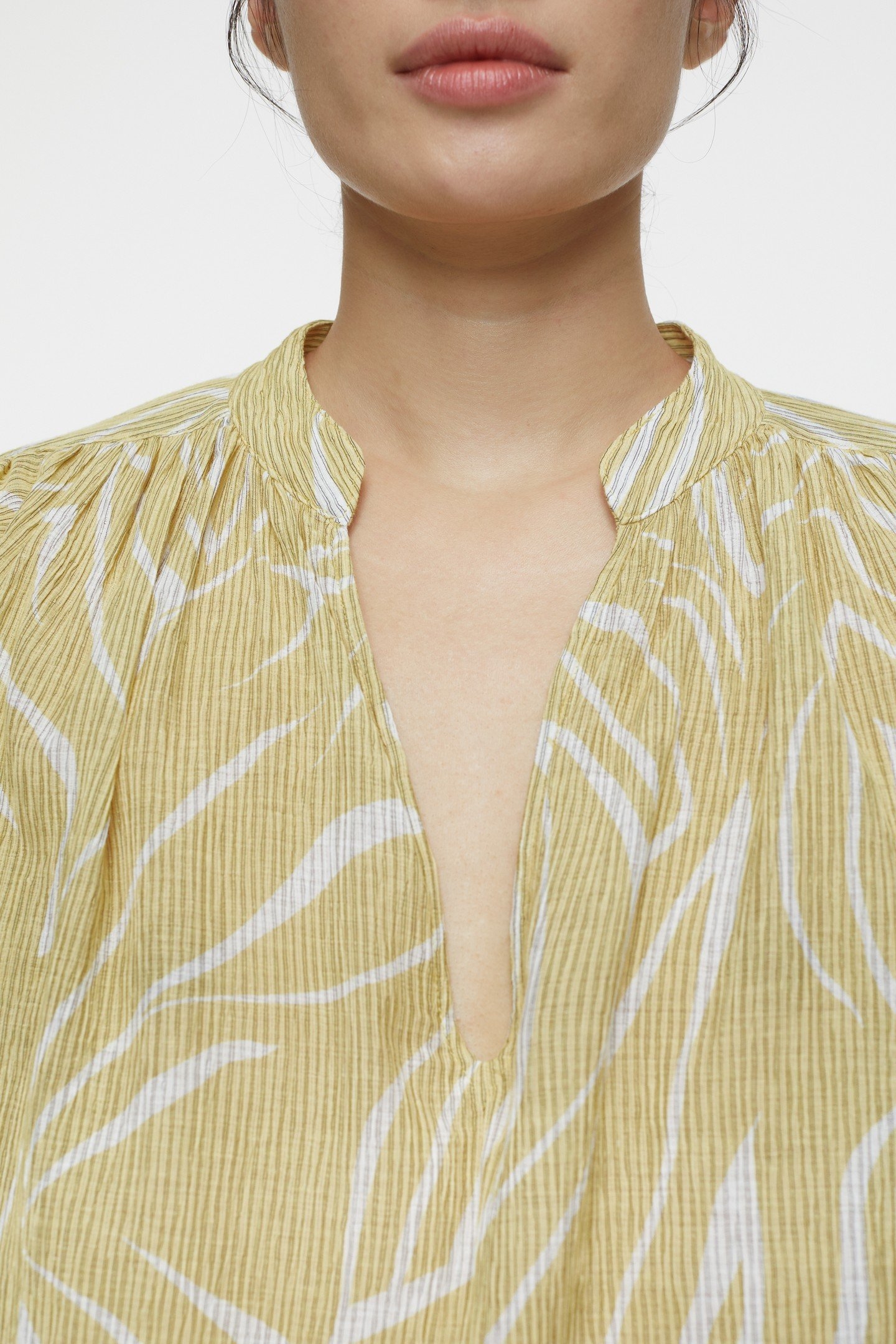 SHORT PUFFSLEEVE BLOUSE SHIRT CALAMATTA YELLOW 6