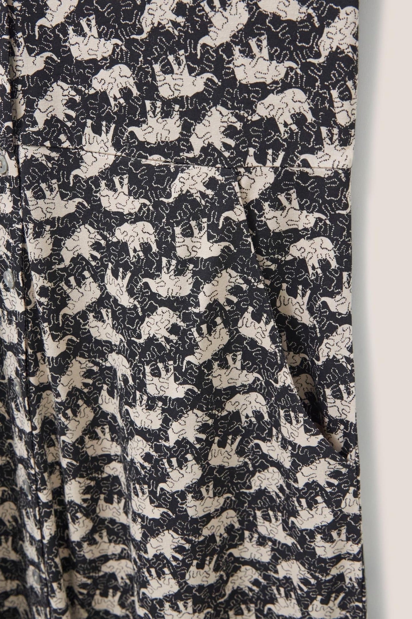 CARMEN JERSEY SHIRT DRESS BLACK MULTI 4