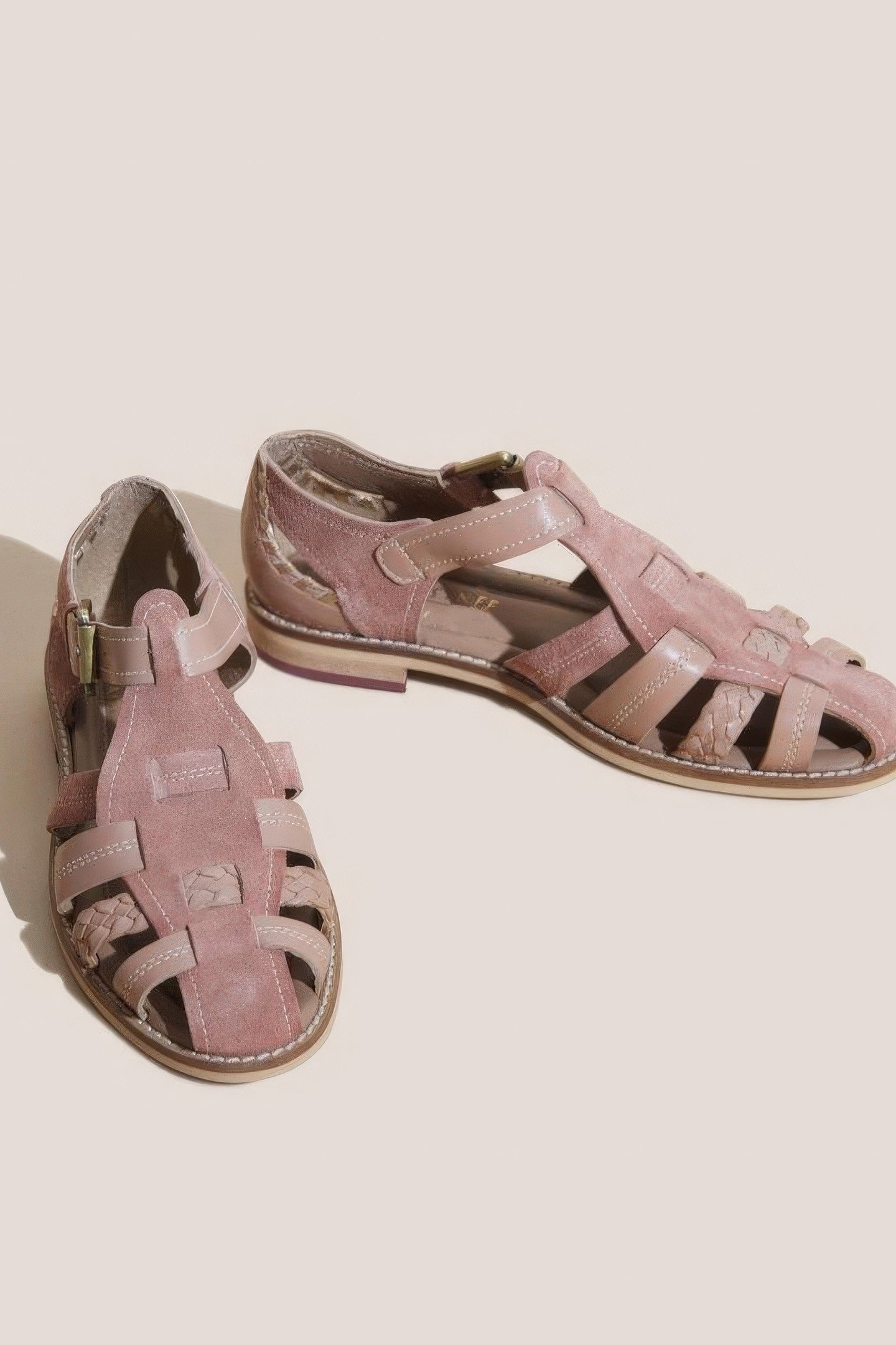 FISHERMAN SHOE MID PINK 3