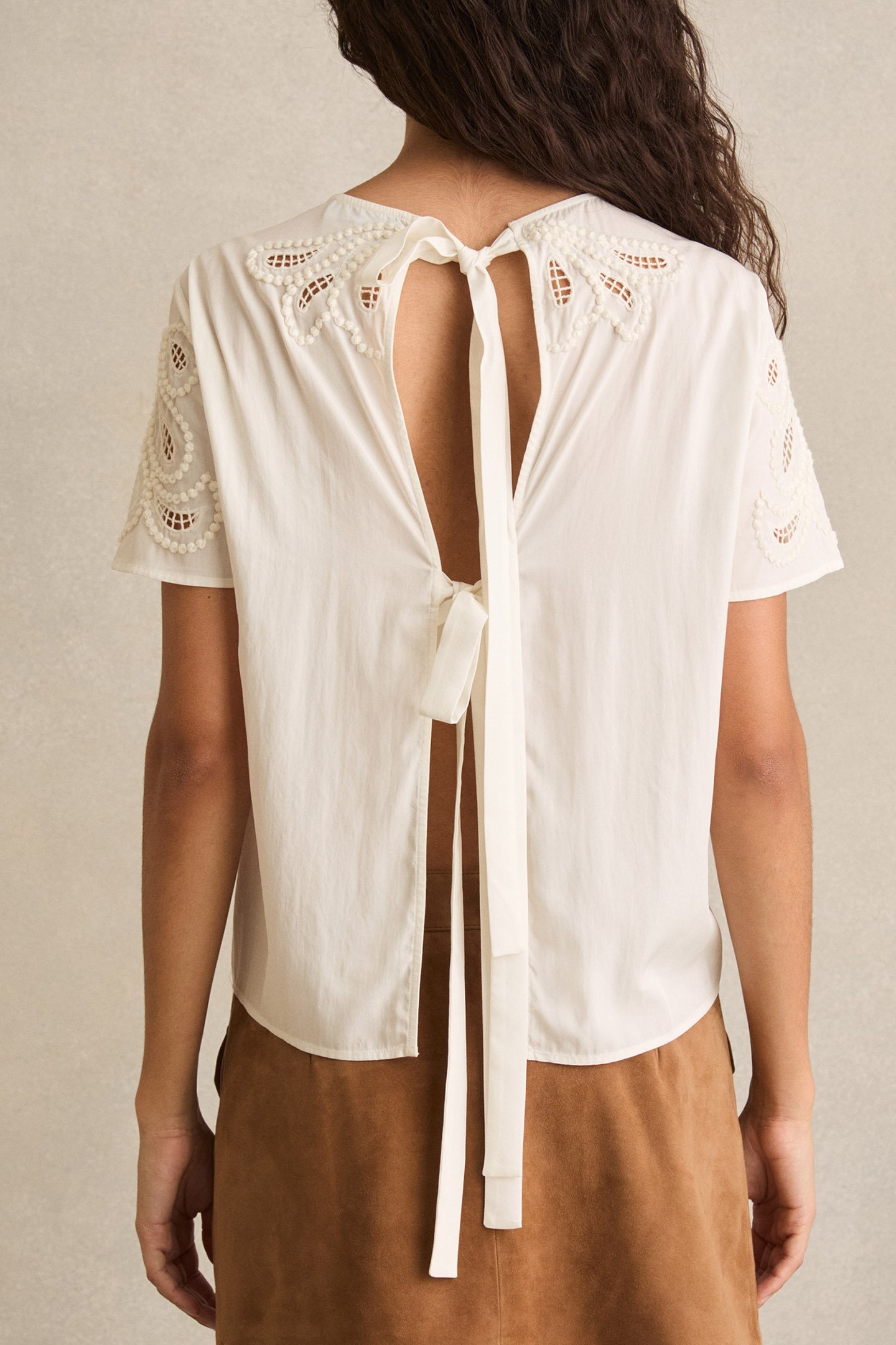 FLORAL CUT OUT TOP IVORY 2