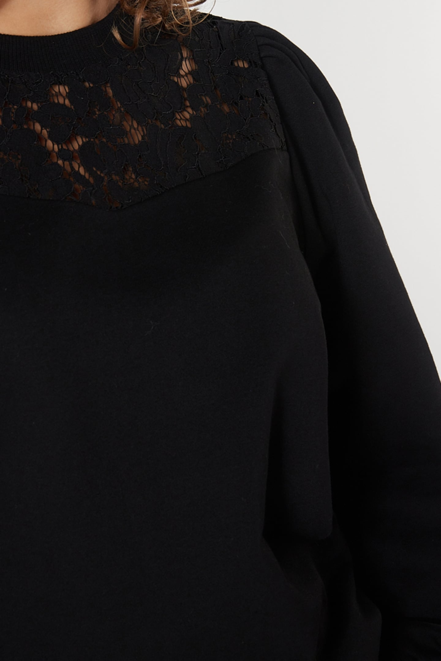 SWEATER LACE BLACK 8