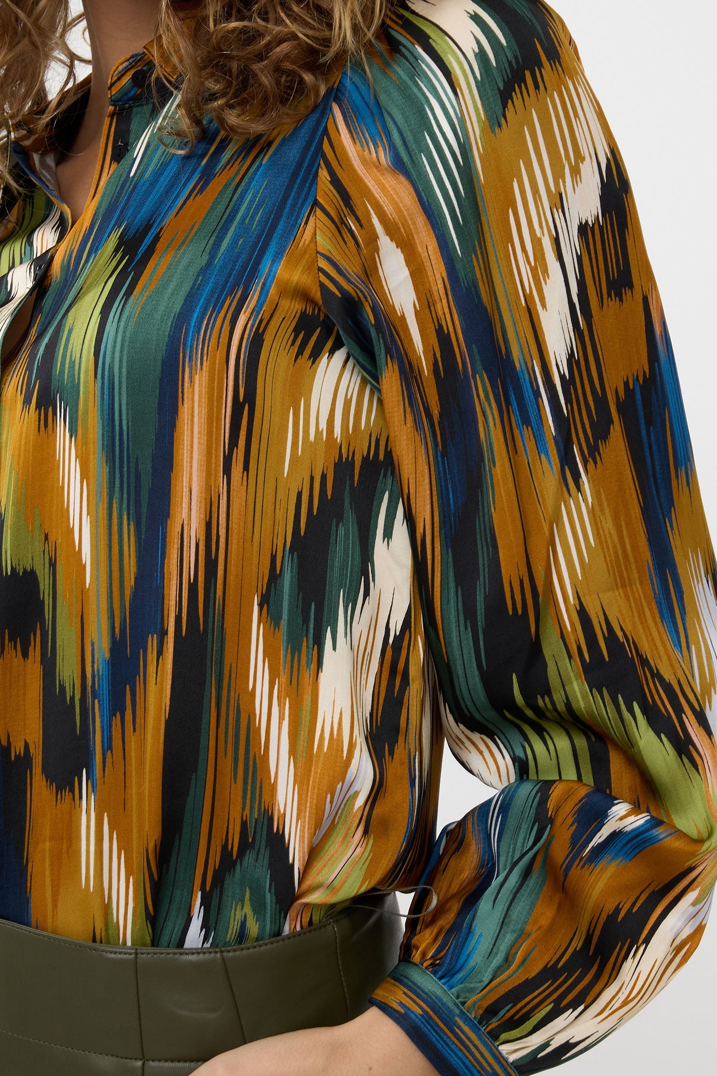 BLOUSE BASIC UNIVERSE LIGHTNING PRINT 5