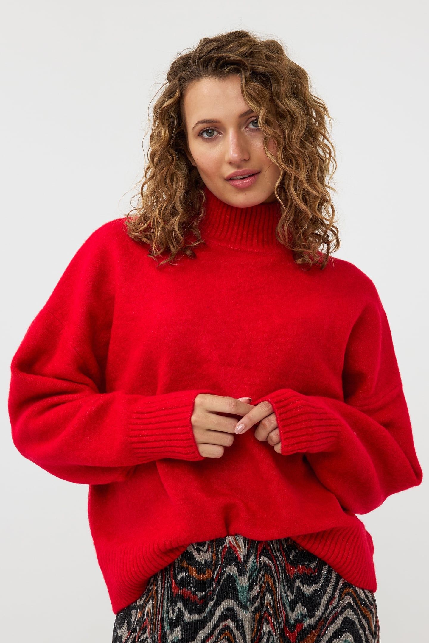 SWEATER BOXY COL RED 1