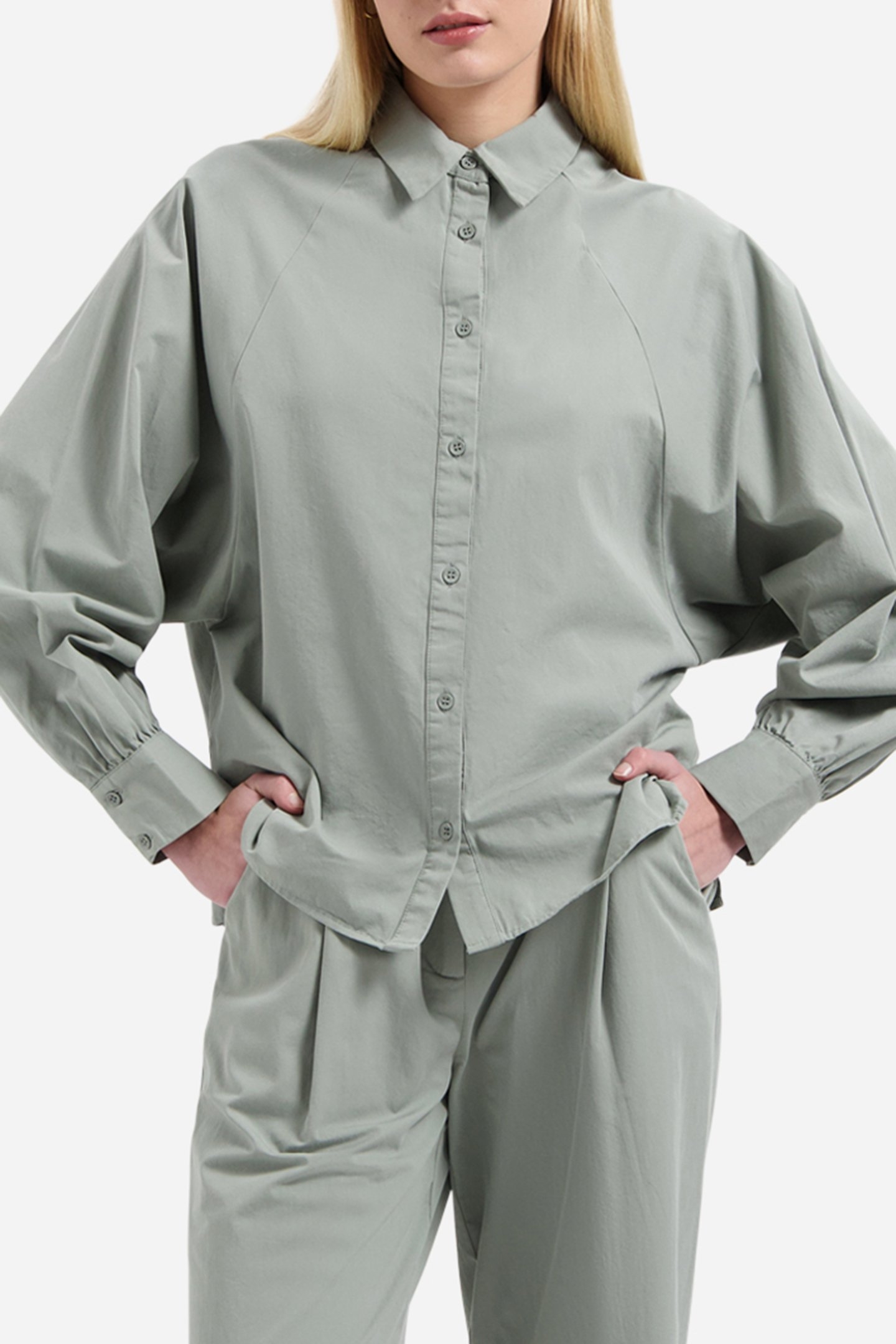 NOUS SOMMES LABELS – CARA BLOUSE LIGHT GREEN 1