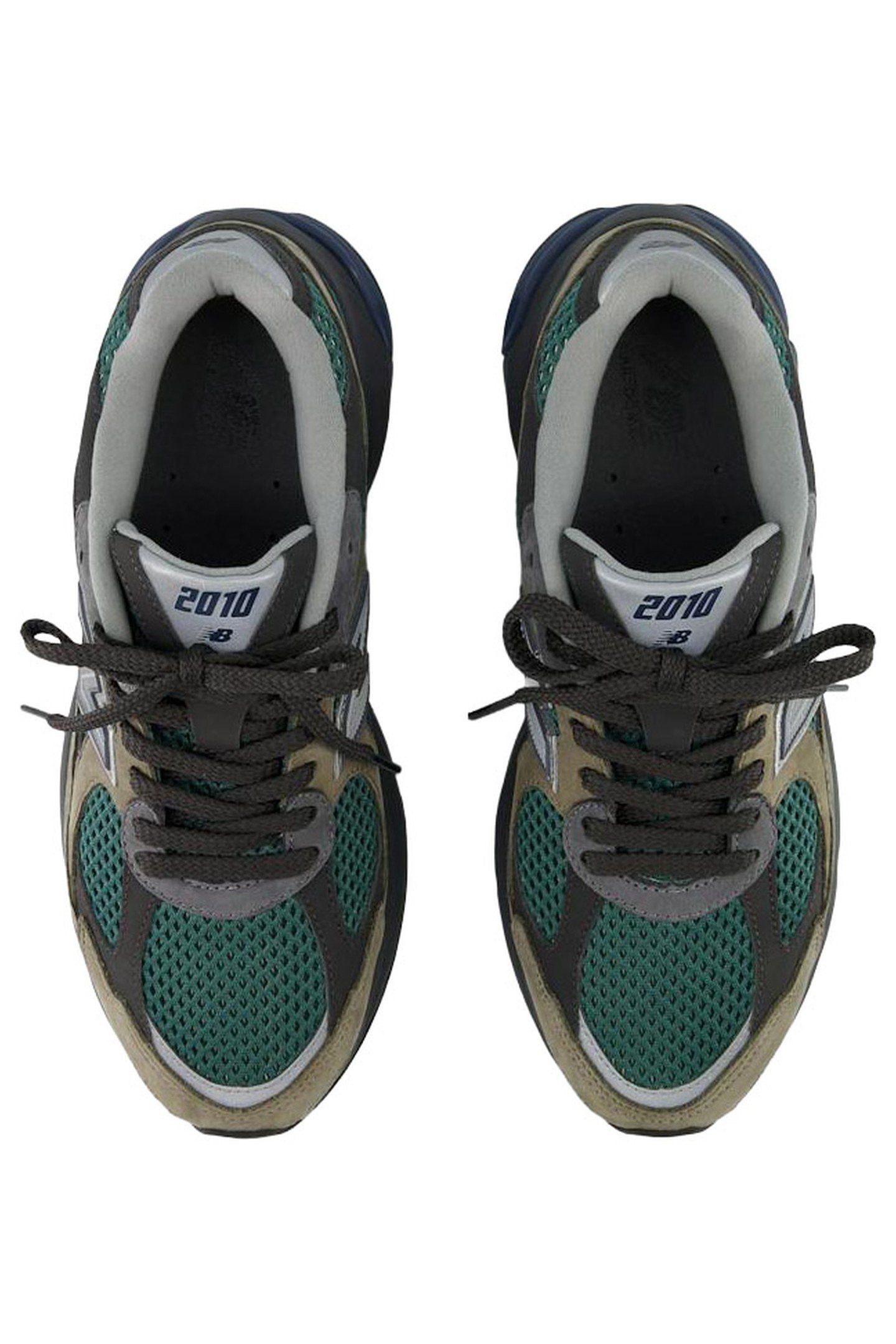 NEW BALANCE – 2010 3