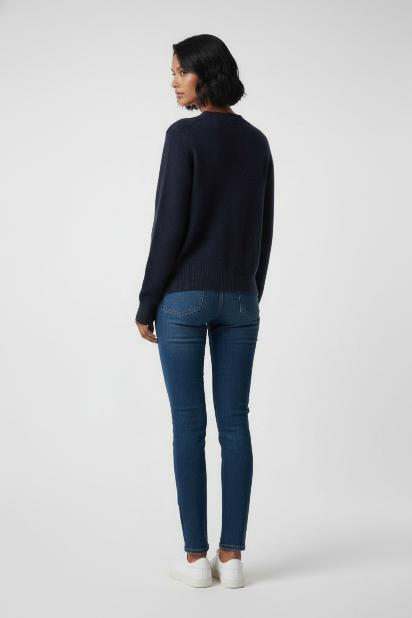 CASTANALF ROUND NECK MIDNIGHT NAVY 2