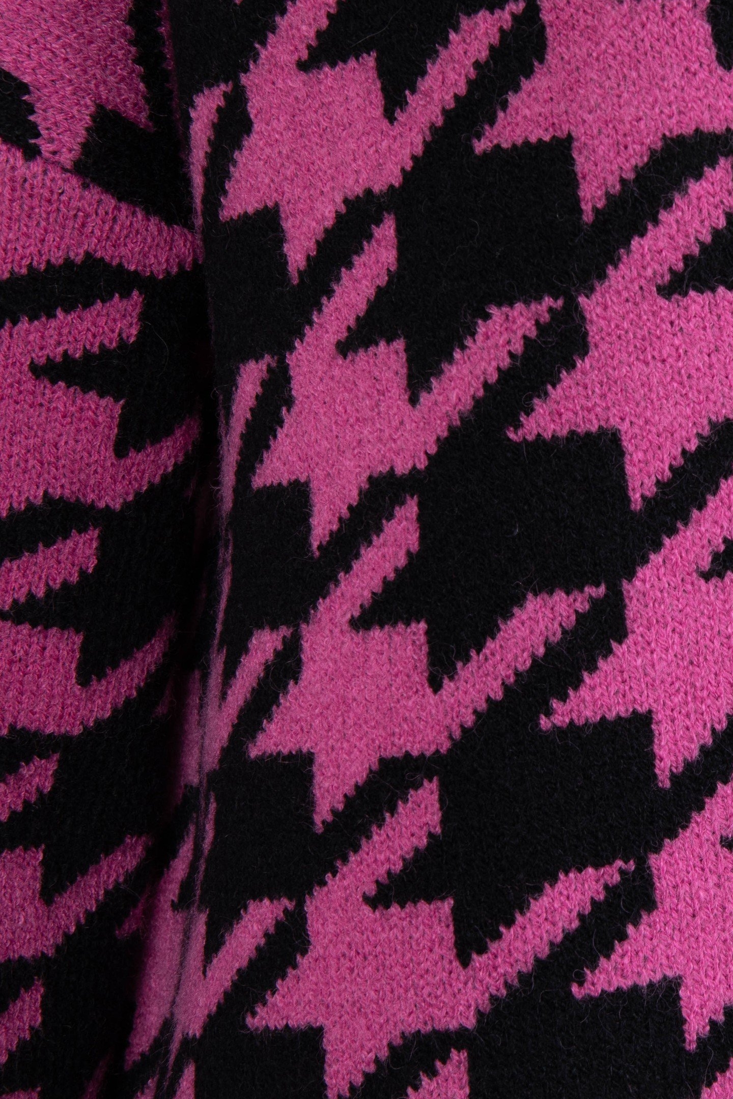CARDIGAN HOUNDSTOOTH JACQUARD BLACK / PINK 3