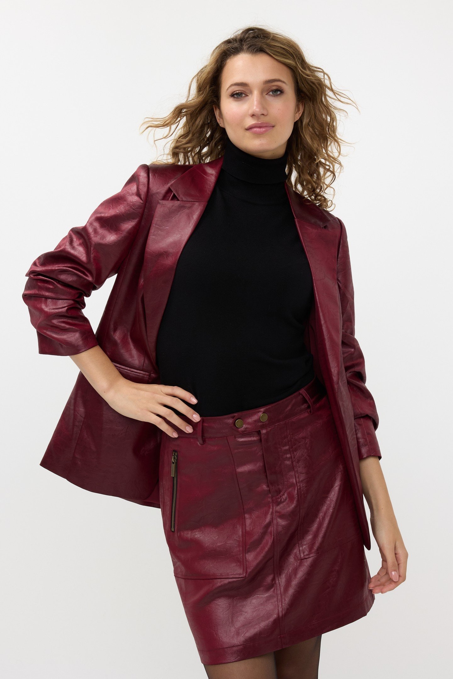 SKIRT ZIPPER METALLIC CRINKLE WINE RED 2