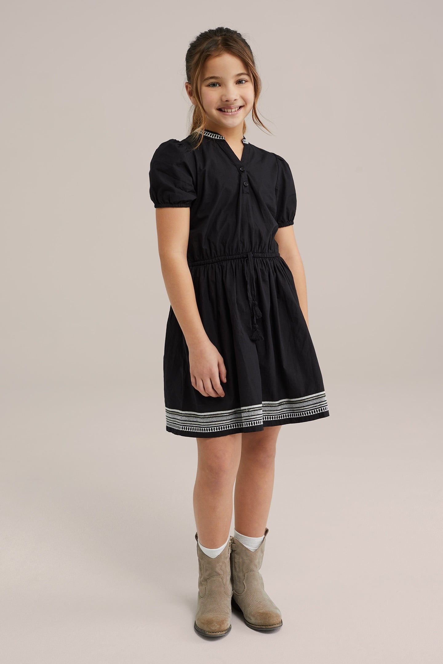 GIRLS DRESS MID LENGTH BLACK 2