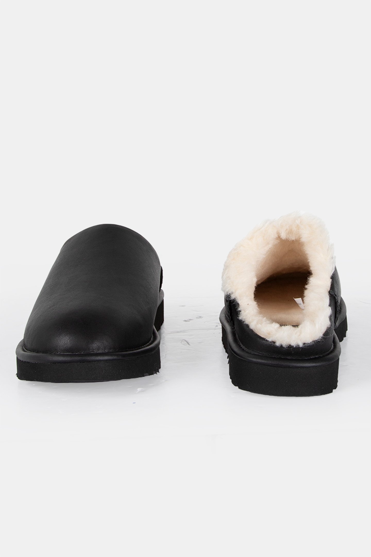 UGG – M CLASSIC SLIP-ON NOIR 3