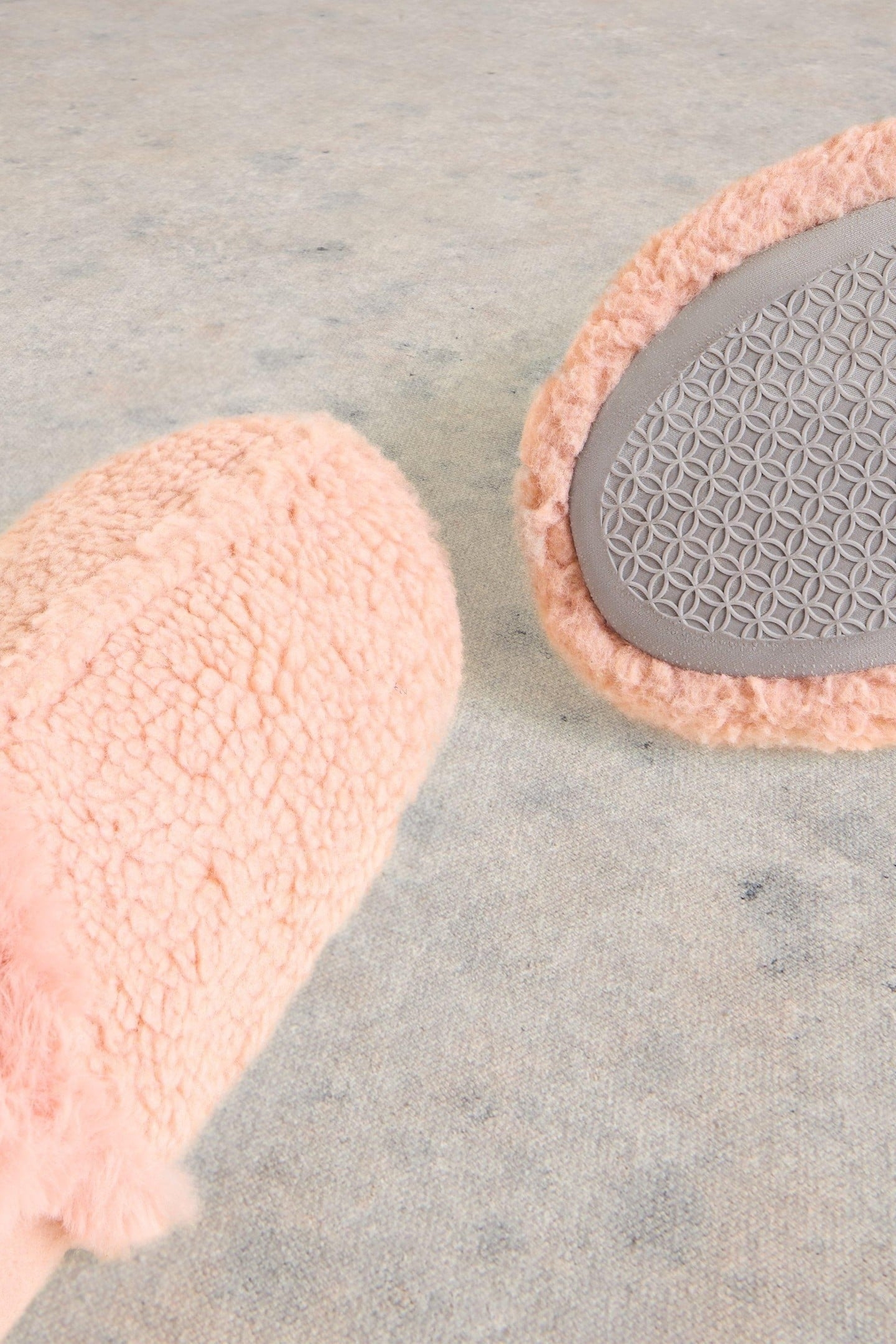 REYA CLOSED BACK SLIPPER LIGHT PINK 5