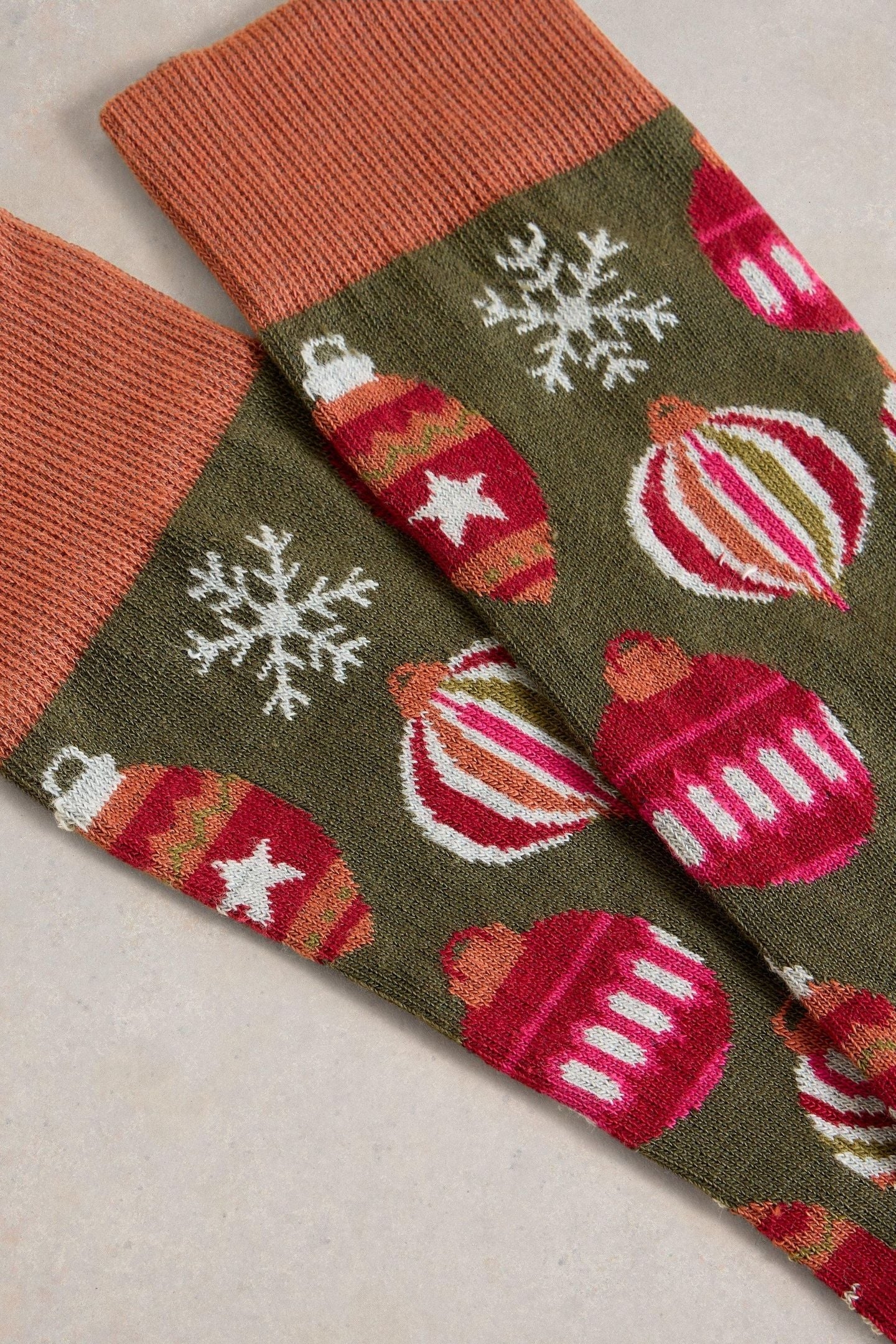 BAUBLE SOCK IN A CRACKER GREEN MULTI 3