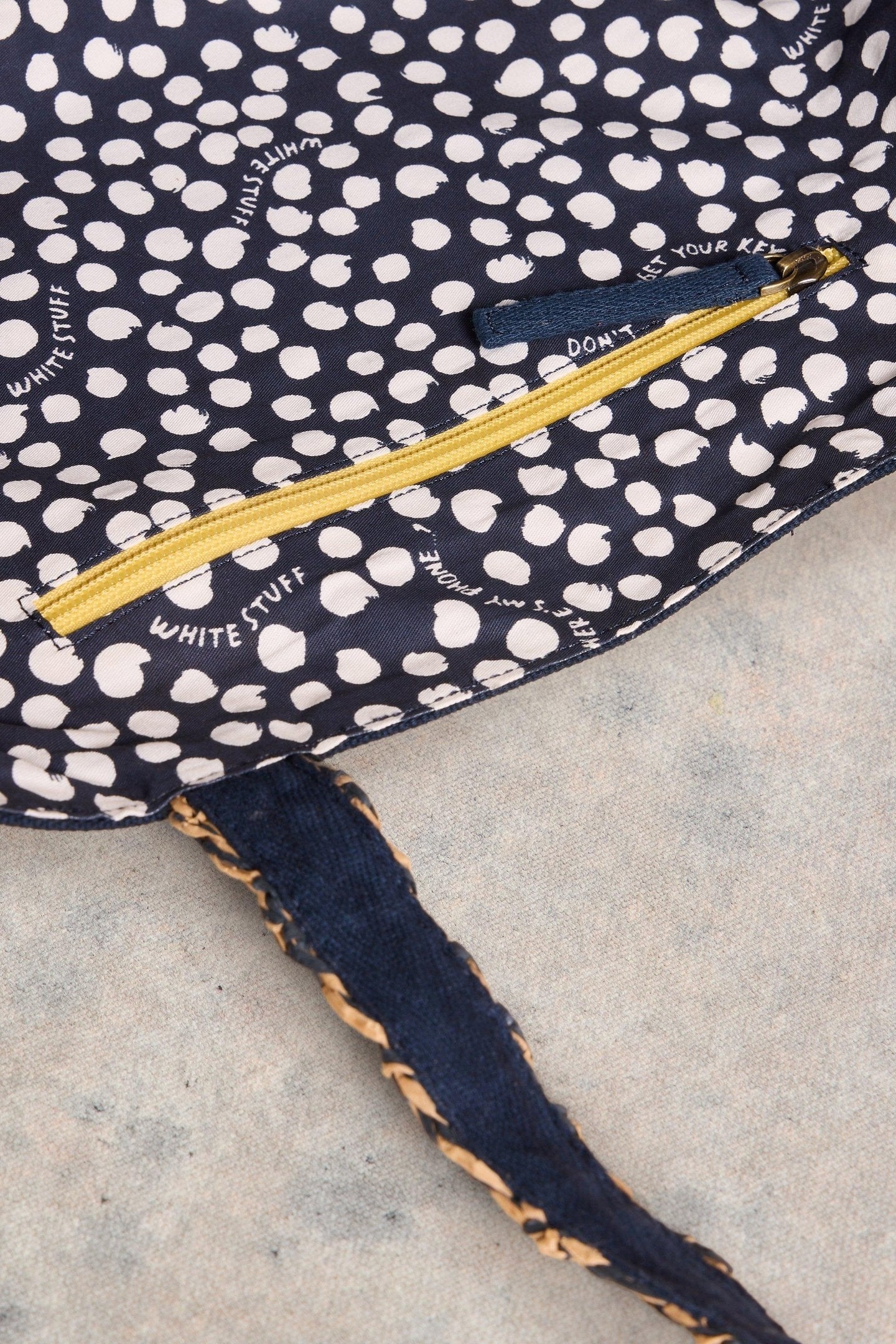 SABRINA CROCHET TOTE BAG NAVY MULTI 4