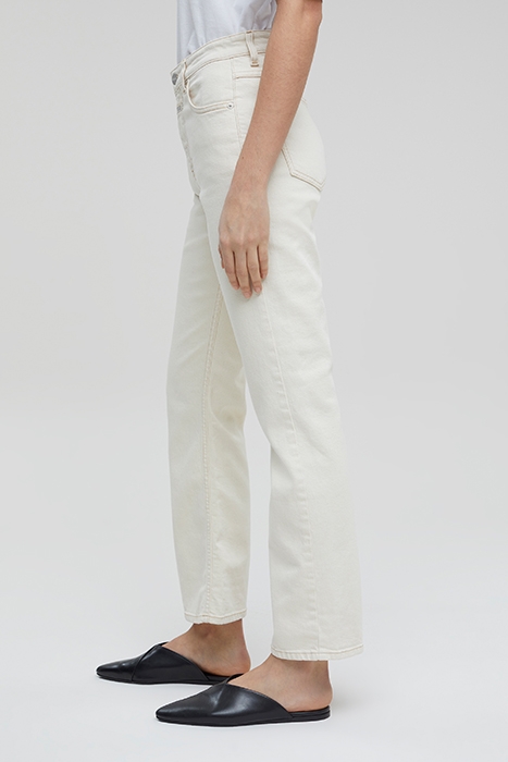 BAYLIN JEANS CREME 4