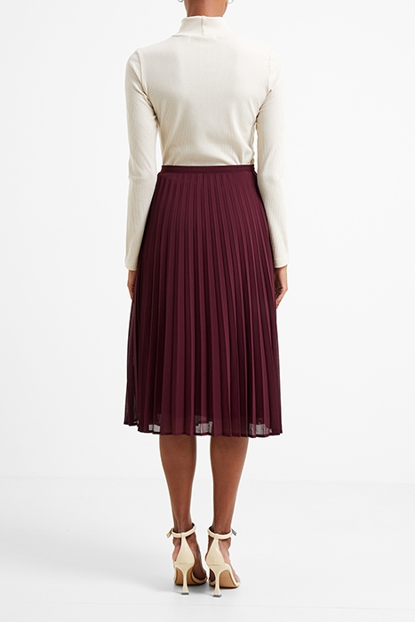PLEAT PLUM 4