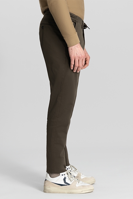 DS_LANCASTER TAPERED JOGGER OLIVE 4