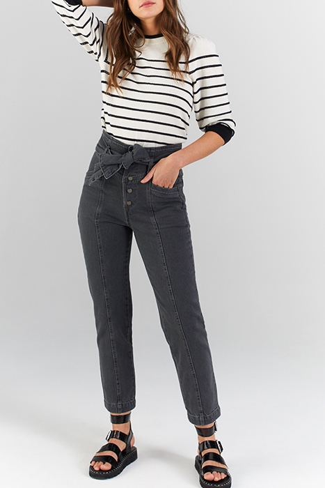 GREY SEAMED SLOUCHY JEANS WITH BELT 3