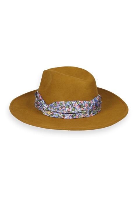 PRINTED SCARF FEDORA HAT CARAMEL 2