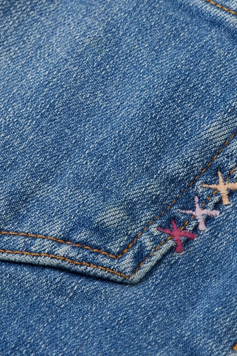 THE CHARM CLASSIC FLARE JEANS — LOVE IN 3