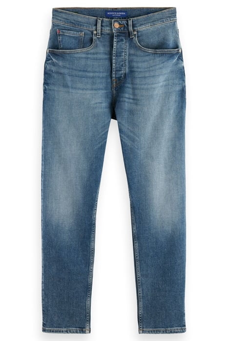 DEAN LOOSE TAPERED JEANS IN ORGANIC COTTON — BLUE SHIFT 1