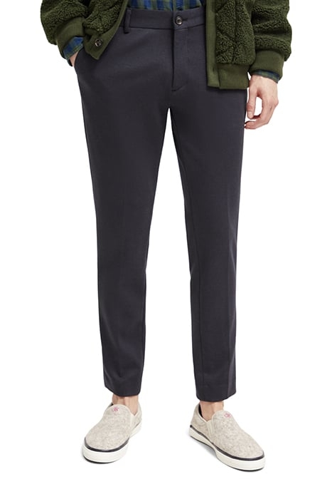 MOTT - SUPER SLIM-FIT YARN-DYED KNITTED CHINO MILITARY HOUND 1