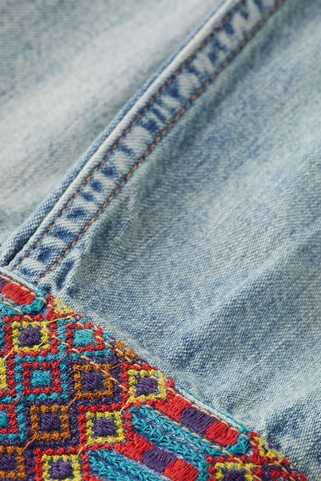 DENIM WESTERN SHIRT WITH DAMAGES AND EMBROIDERED CUFFS INDIG 8