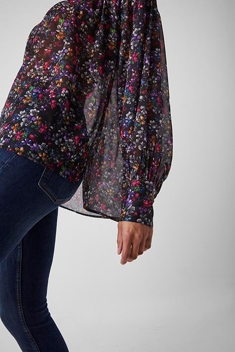 ALAANA CRINKLE TOP BLACK MULTI 5