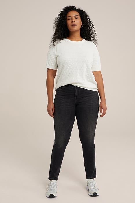 5POCKET MID WAIST BLACK 3