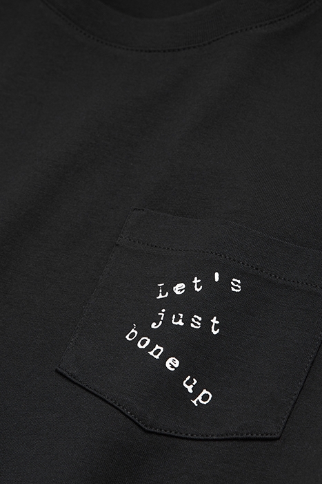 SHORT-SLEEVED MONOCHROME SCREEN PRINT T-SHIRT BLACK 8