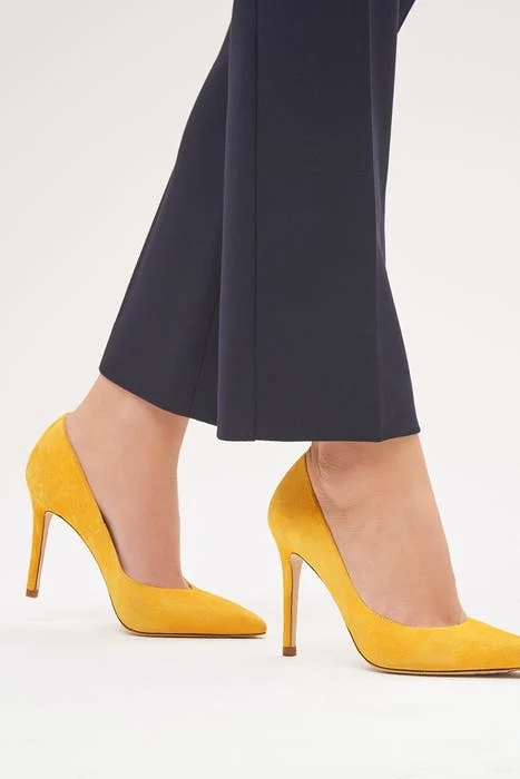 FERN - CLOSED COURT MUSTARD 2