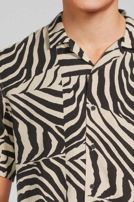 BLACK LENZING™ ECOVERO™ ZEBRA MOTIF REGULAR SHIRT BLACK 4