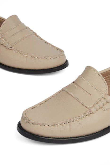 SOLO CASUAL LOAFER NATURAL 4