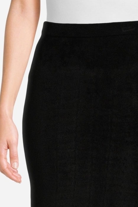 CHENILLE KNIT SKIRT BLACK 4